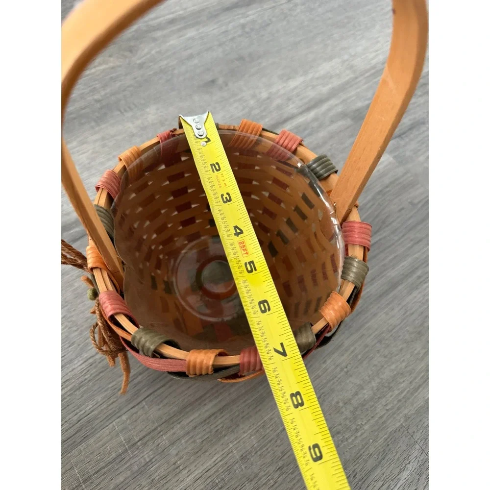 Vintage-Style Fall Woven Basket with Handle & Leaf Accents
